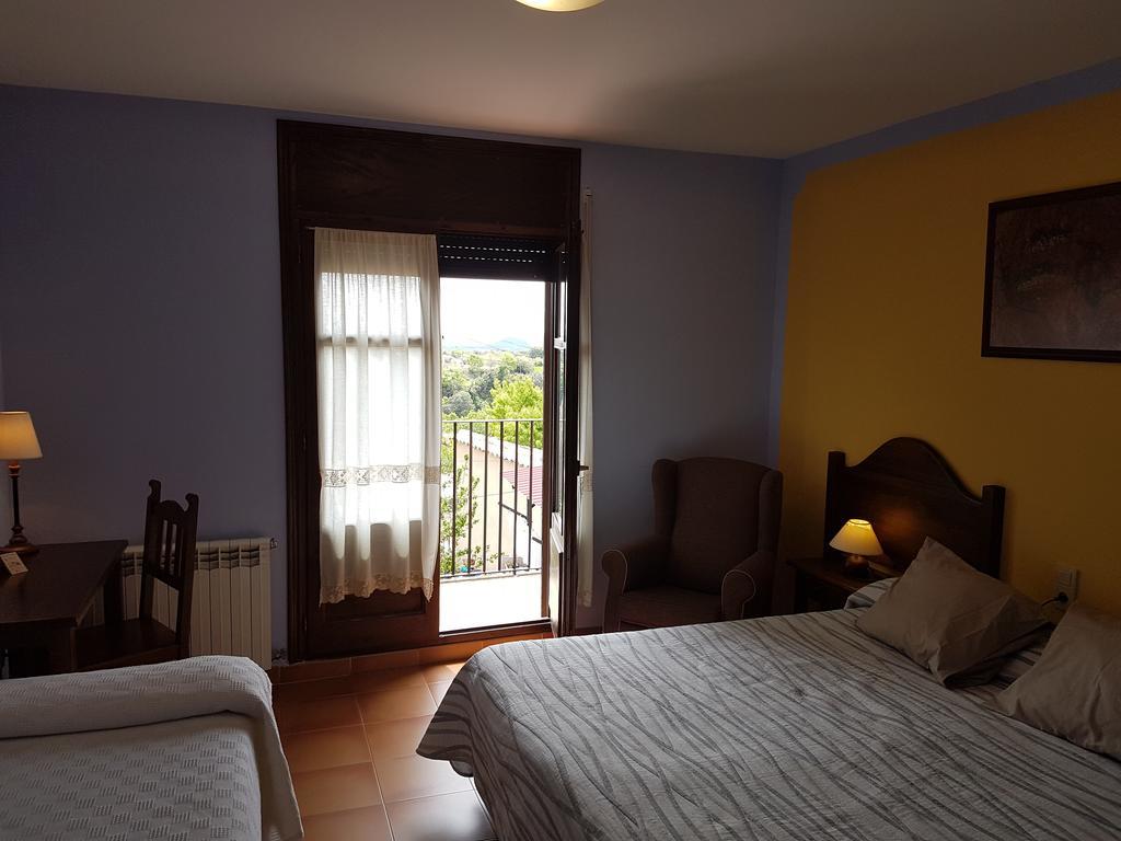 Hotel Meson De Colungo Esterno foto